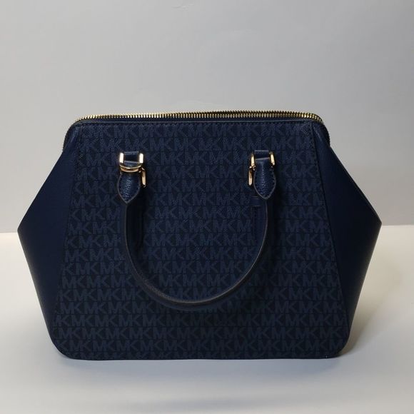 Michael Kors Charlotte - Picture 3 of 8